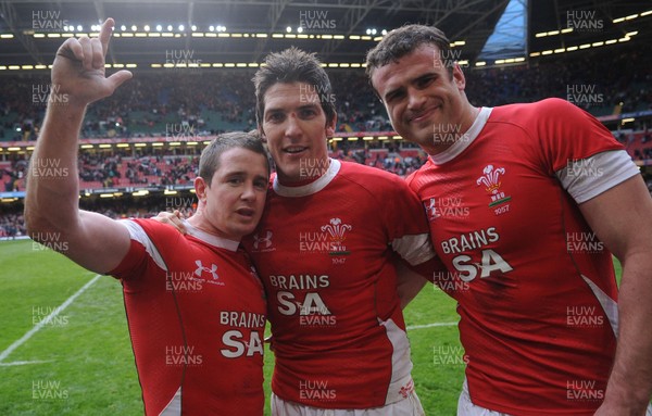 13.02.10 - Wales v Scotland - RBS Six Nations 2010 - Shane Williams, James Hook and Jamie Roberts of Wales celebrate win. 