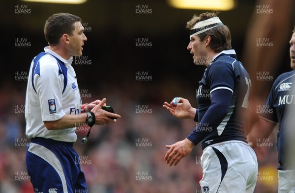 13.02.10 - Wales v Scotland - RBS Six Nations 2010 - Phil Godman of Scotland is sin binned. 