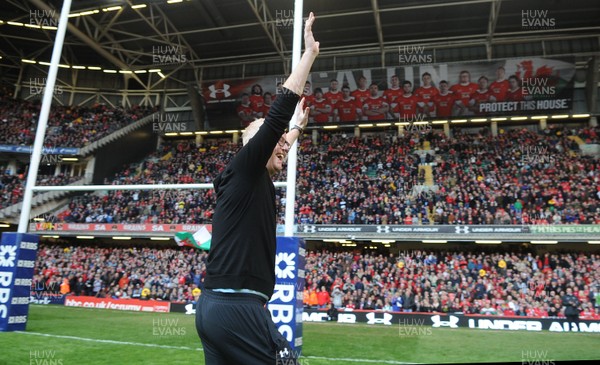 13.02.10 - Wales v Scotland - RBS Six Nations 2010 - BBC Radio 2 breakfast show presenter Chris Evans celebrates his first kick during half time. 