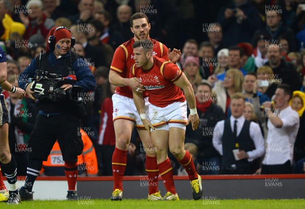 130216 - Wales v Scotland - RBS 6 Nations 2016 -Gareth Davies of Wales celebrates his try with George North