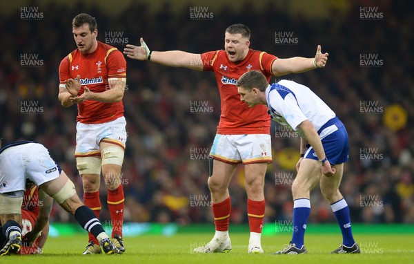 130216 - Wales v Scotland - RBS 6 Nations 2016 -Sam Warburton and Rob Evans of Wales with Referee George Clancy