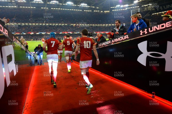 130216 - Wales v Scotland - RBS 6 Nations 2016 -Justin Tipuric, Alun Wyn Jones and Dan Biggar of Wales run out