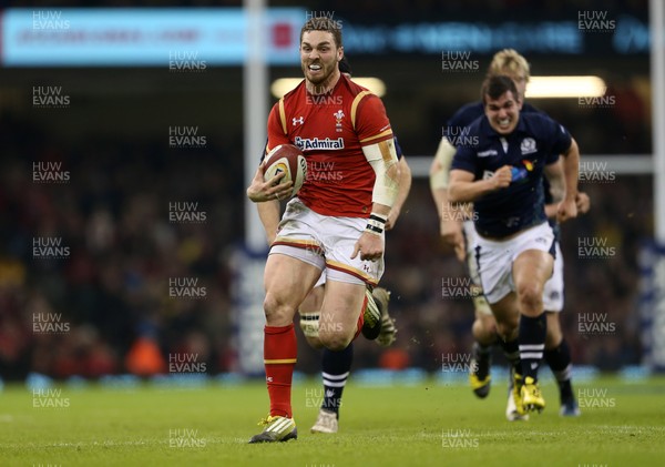 130216 - Wales v Scotland - RBS 6 Nations 2016 - George North of Wales runs in to score a try