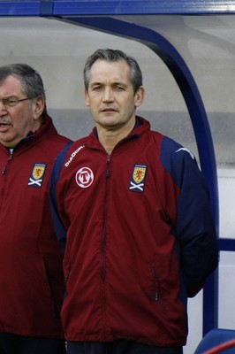 14.11.09  Wales v Scotland - International Football friendly - Scottish coach George Burley. 