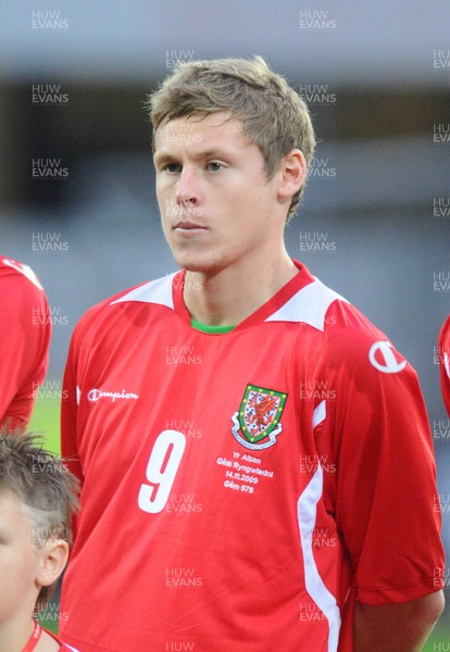 14.11.09 - International Football Friendly, Wales v Scotland Wales' Simon Church 