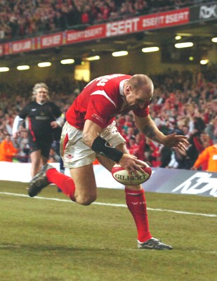 12.02.06  Wales v Scotland  Gareth Thomas scores his second try  