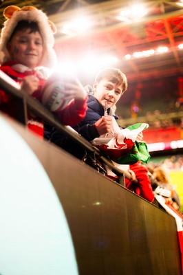210226 - Wales v Scotland - Guinness Six Nations - Fans react inside the Stadium during the match 