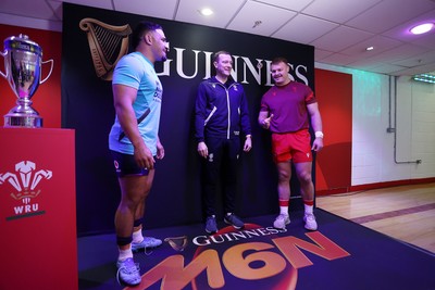 210226 - Wales v Scotland - Guinness Six Nations Championship - Captains Sione Tuipulotu of Scotland and Dewi Lake of Wales during the coin toss