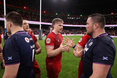 210226 - Wales v Scotland - Guinness Six Nations Championship - Aaron Wainwright of Wales shakes hands with the opposition at full time