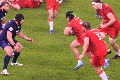 210226 - Wales v Scotland - Guinness Six Nations - Nicky Smith of Wales runs at the defence