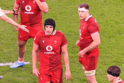 210226 - Wales v Scotland - Guinness Six Nations - Dafydd Jenkins and Ben Carter of Wales