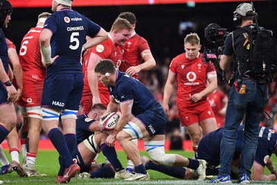 210226 - Wales v Scotland - Guinness Men's Six Nations - Rhys Carre of Wales scores the first try of the game