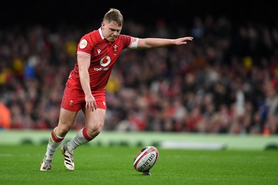 210226 - Wales v Scotland - Guinness Men's Six Nations - Sam Costelow of Wales kicks the conversion