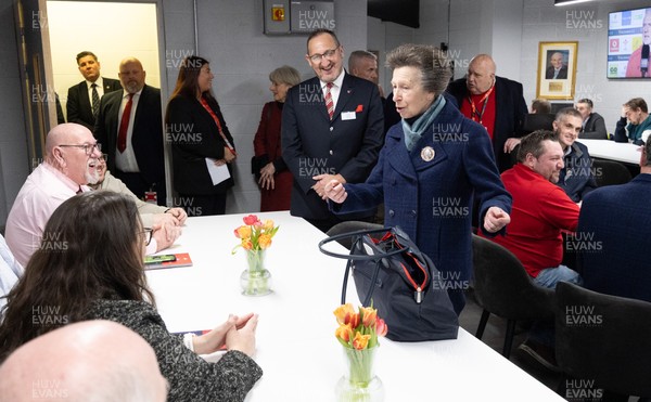 210226 - Wales v Scotland, 2026 Guinness Six Nations - HRH The Princess Royal talks to disabled and injured rugby players at the Welsh Rugby Charitable Trust ahead of Wales v Scotland
