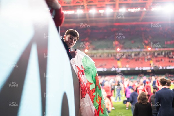 210226 - Wales v Scotland - Guinness Six Nations - Fans react inside the Stadium during the match 