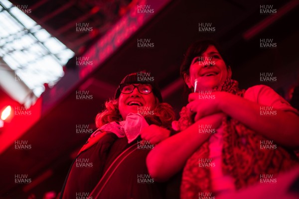 210226 - Wales v Scotland - Guinness Six Nations - Fans react inside the Stadium during the match 