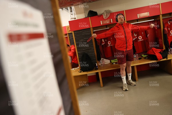 210226 - Wales v Scotland - Guinness Six Nations Championship - Ryan Elias of Wales in the dressing room before the game