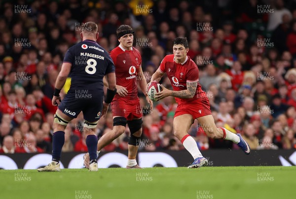210226 - Wales v Scotland - Guinness Six Nations Championship - Louis Rees-Zammit of Wales 