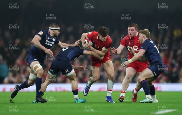 210226 - Wales v Scotland, 2026 Guinness Six Nations - Eddie James of Wales charges forward