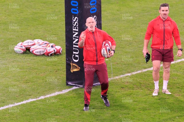 210226 - Wales v Scotland - Guinness Six Nations - Wales head coach Steve Tandy during the warm up