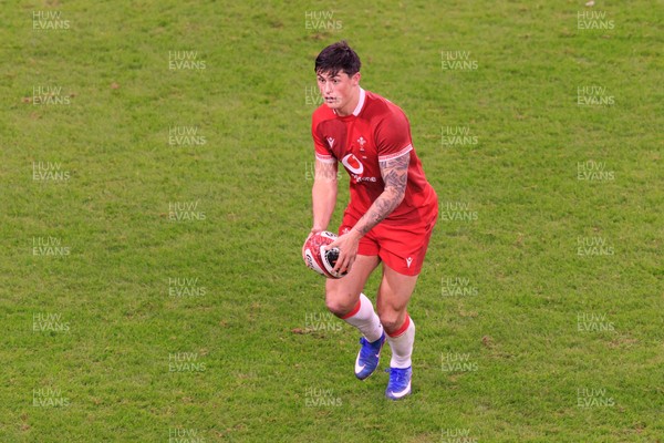 210226 - Wales v Scotland - Guinness Six Nations - Louis Rees-Zammit of Wales
