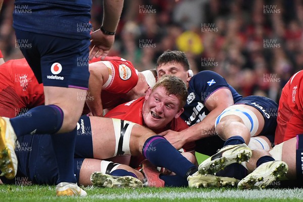 210226 - Wales v Scotland - Guinness Men's Six Nations - Rhys Carre of Wales scores the first try of the game