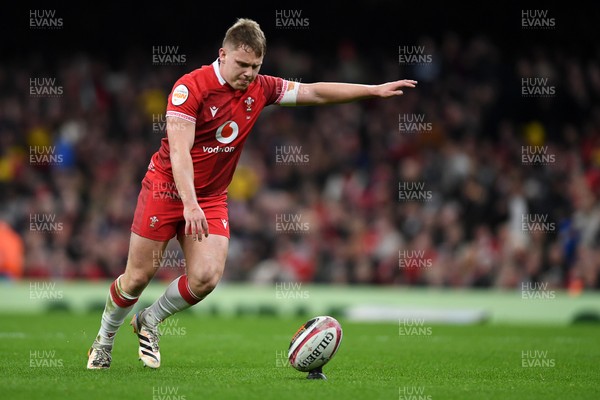 210226 - Wales v Scotland - Guinness Men's Six Nations - Sam Costelow of Wales kicks the conversion