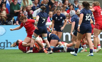 230825 - Wales v Scotland, Women’s Rugby World Cup - Wales power over for their first try