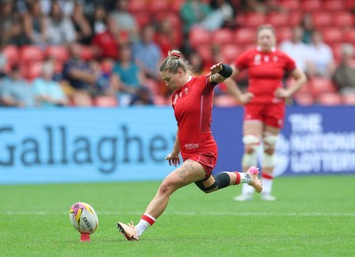 230825 - Wales v Scotland, Women’s Rugby World Cup - Keira Bevan of Wales kicks a penalty