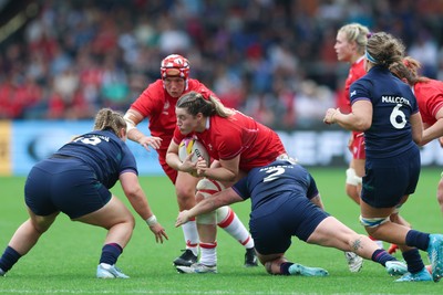 230825 - Wales v Scotland, Women’s Rugby World Cup - Gwen Crabb presses forward