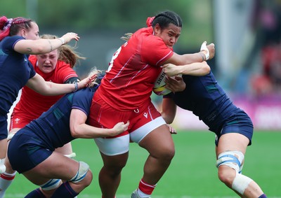 230825 - Wales v Scotland, Women’s Rugby World Cup - Sisilia Tuipulotu of Wales charges forward