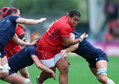 230825 - Wales v Scotland, Women’s Rugby World Cup - Sisilia Tuipulotu of Wales charges forward