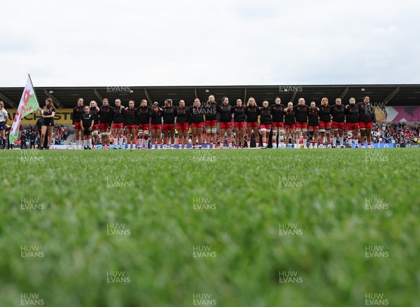 230825 - Wales v Scotland, Women’s Rugby World Cup - Wales line up for the anthems