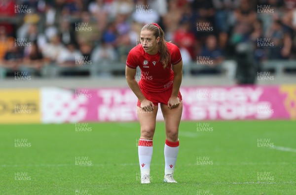 230825 - Wales v Scotland, Women’s Rugby World Cup - Lisa Neumann of Wales