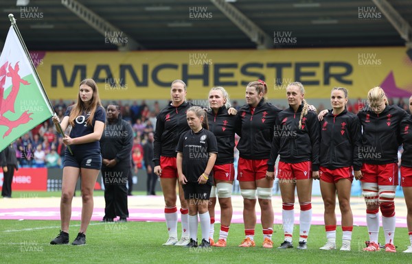 230825 - Wales v Scotland, Women’s Rugby World Cup -  The Wales team lineup for the anthems