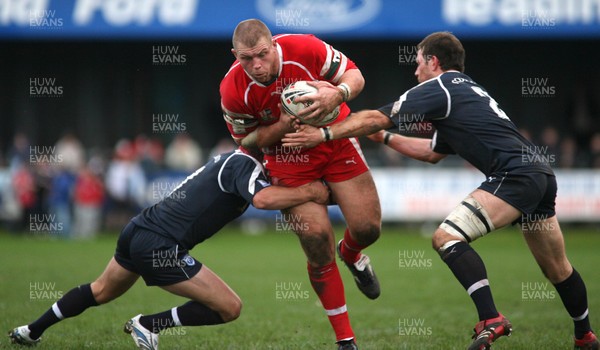 29.10.06...Wales v Scotland Rugby League, Bridgend. Wales' Robert Roberts is overwhelmed by the Scottish defence just short of the try line  
