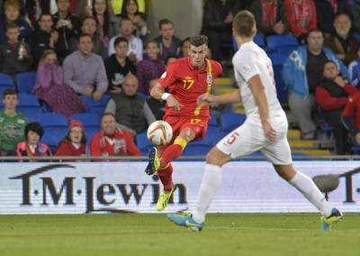 100913 -  Wales v Serbia - FIFA 2014 World Cup Qualifying Match -   Gareth Bale of Wales passes the ball( c ) Huw Evans Agency