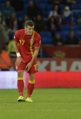 100913 -  Wales v Serbia - FIFA 2014 World Cup Qualifying Match -  Reaction from Gareth Bale of Wales following a heavy challenge( c ) Huw Evans Agency