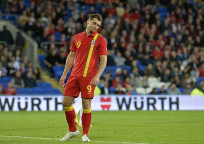 100913 -  Wales v Serbia - FIFA 2014 World Cup Qualifying Match -   Reaction from Sam Vokes of Wales after missing a chance( c ) Huw Evans Agency