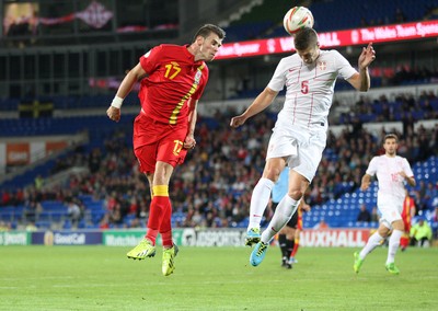 100913 - Wales v Serbia, FIFA 2014 World Cup Qualifying - Wales' Gareth Bale goes to head at goal- (c) Huw Evans Picture Agency, Cardiff