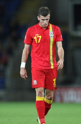 100913 - Wales v Serbia, FIFA 2014 World Cup Qualifying - Wales' Gareth Bale - (c) Huw Evans Picture Agency, Cardiff