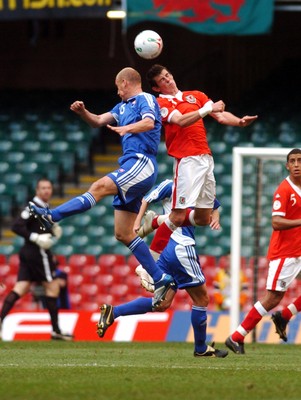 07.10.06 - Euro 2008 Qualifying Match, Group D Wales v Slovakia Wales' Gareth Bale and Miroslav Karhan compete for a high ball 
