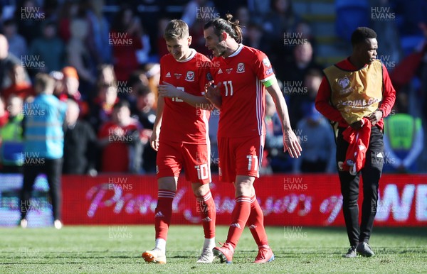 240319 - Wales v Slovakia - UEFA EURO 2020 Qualifier - David Brooks and Gareth Bale of Wales at full time