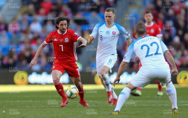 240319 - Wales v Slovakia, UEFA Euro 2020 Qualifier - Joe Allen of Wales presses forward