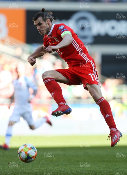 240319 - Wales v Slovakia, UEFA Euro 2020 Qualifier - Gareth Bale of Wales tries to get a shot at goal