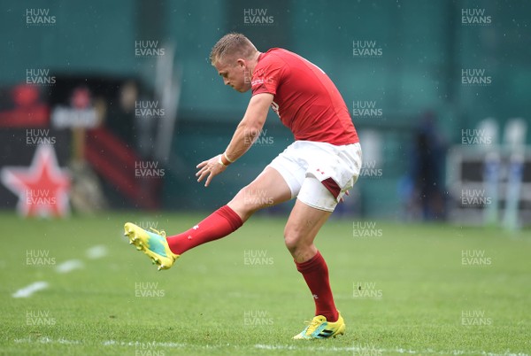 020618 - Wales v South Africa - International Rugby - Gareth Anscombe of Wales kicks at goal
