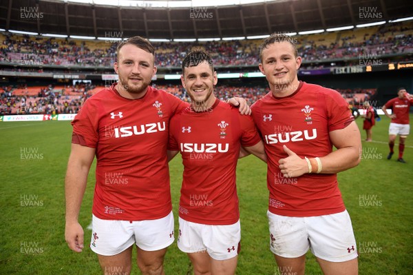 020618 - Wales v South Africa - International Rugby - Dillon Lewis, Tomos Williams and Hallam Amos of Wales celebrate win