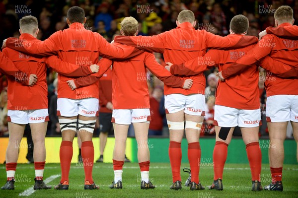 021217 - Wales v South Africa - Under Armour Series - Wales players during the anthems
