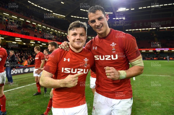 021217 - Wales v South Africa - Under Armour Series - Steff Evans and Aaron Shingler of Wales after the game