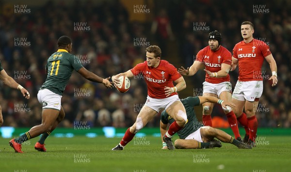 021217 - Wales v South Africa - Under Armour Series 2017 - Hallam Amos of Wales steals the ball